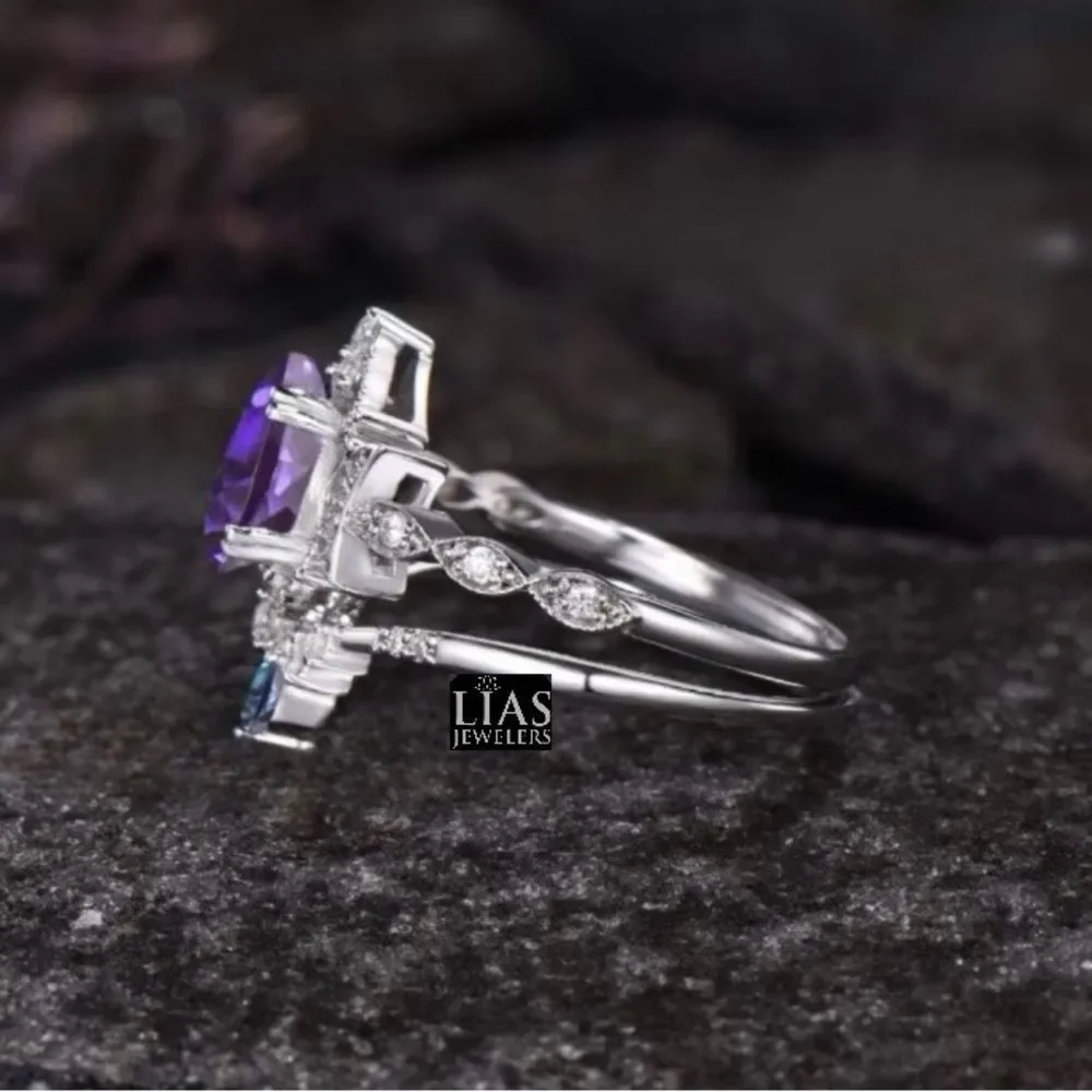Brand New 18k White Gold Wedding Ring Set